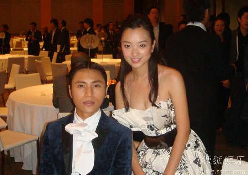 钱柳吟低调性感惹人爱 陈坤赵薇大赞其可爱_大